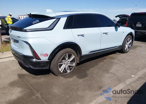 2024 Cadillac Lyriq Tech W/1Sa z USA, uszkodzony, nr VIN 1GYKPMRK6RZ104575